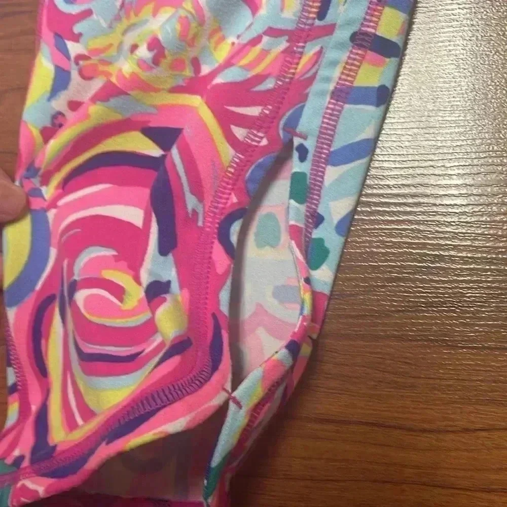 Lilly Pulitzer Luxletic Cropped Legging - Psychedelic Sunshine, Sz small - Picture 4 of 8